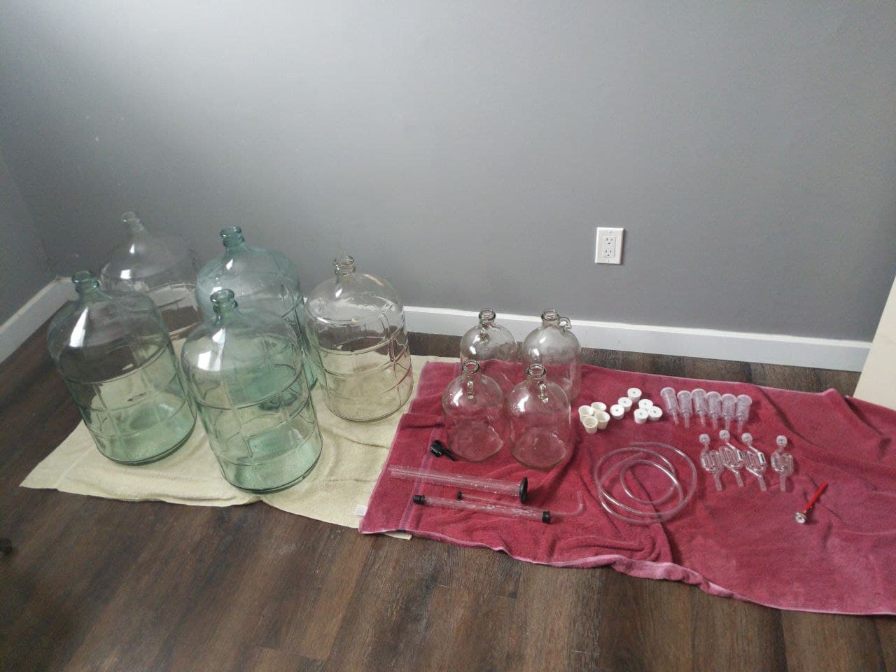 Bachelor Mead Gear
